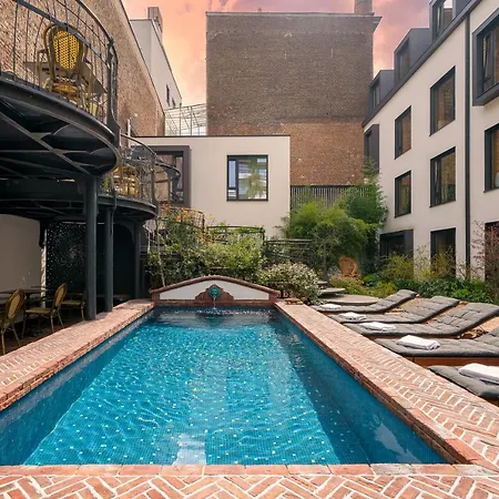 Hotel Latroupe Le Berger Bruxelas