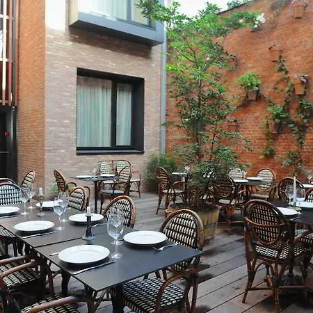Hotel Latroupe Le Berger Brussels