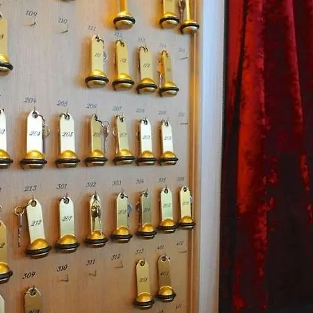 Hotel Latroupe Le Berger 3*