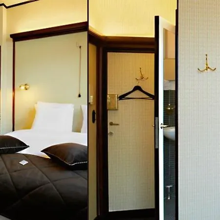 Latroupe Le Berger Hotel Brussels