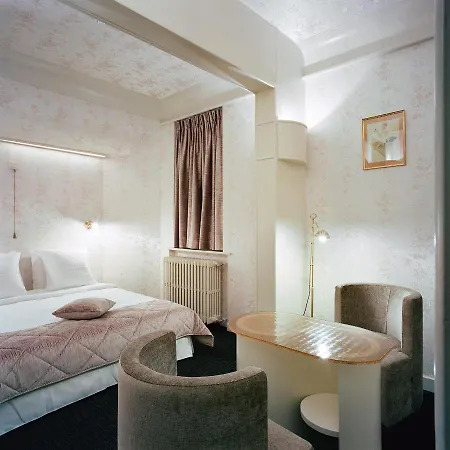 Hotel Latroupe Le Berger Brussels